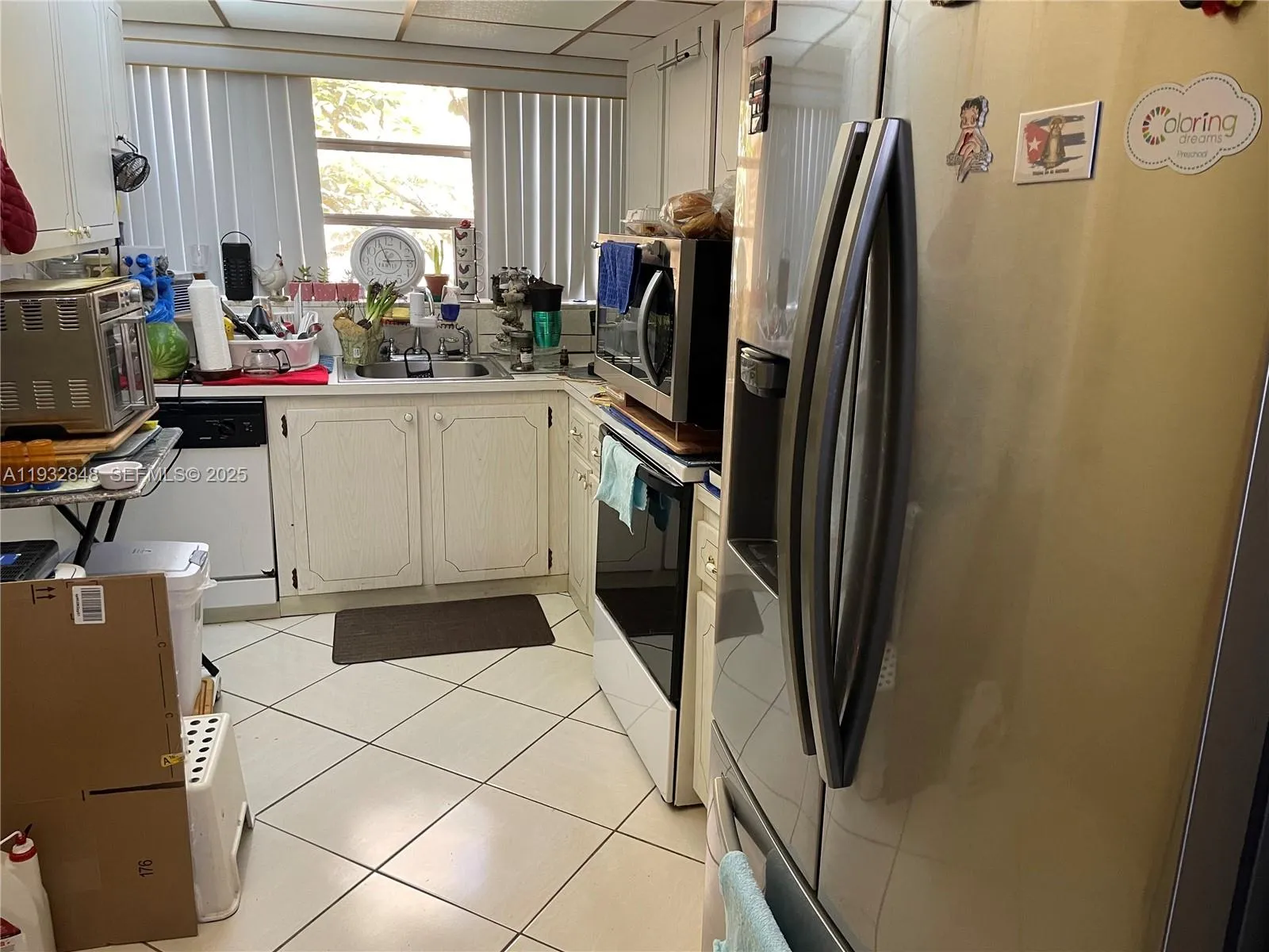 940 NE 199th St # 209, Miami FL 33179