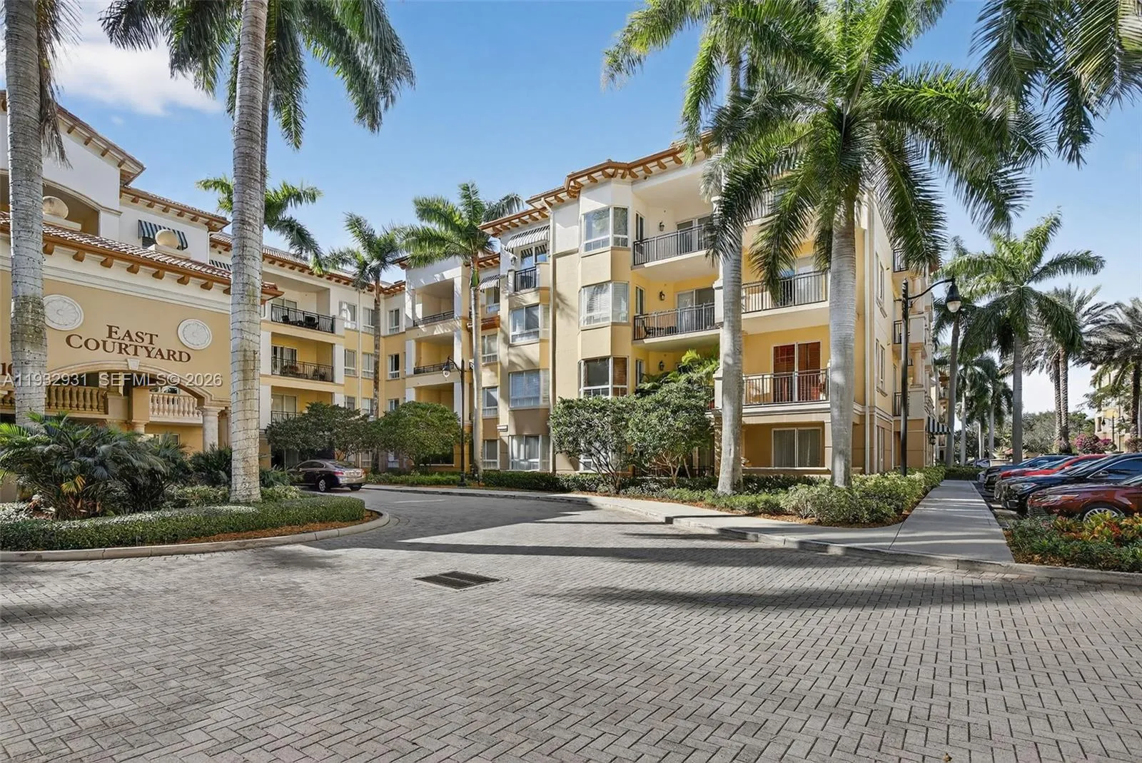 16100 Emerald Estates Dr # 284, Weston FL 33331