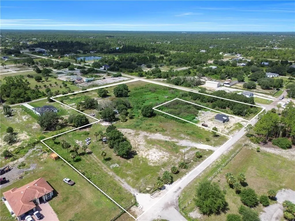 for sale at 7583 7TH PL, La Belle FL 33935