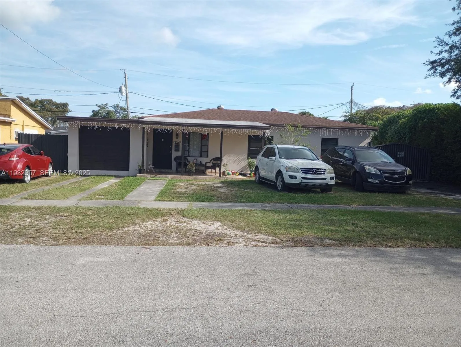 5 bedroom 3 bath for sale at 14025 Jackson St, Miami FL 33176