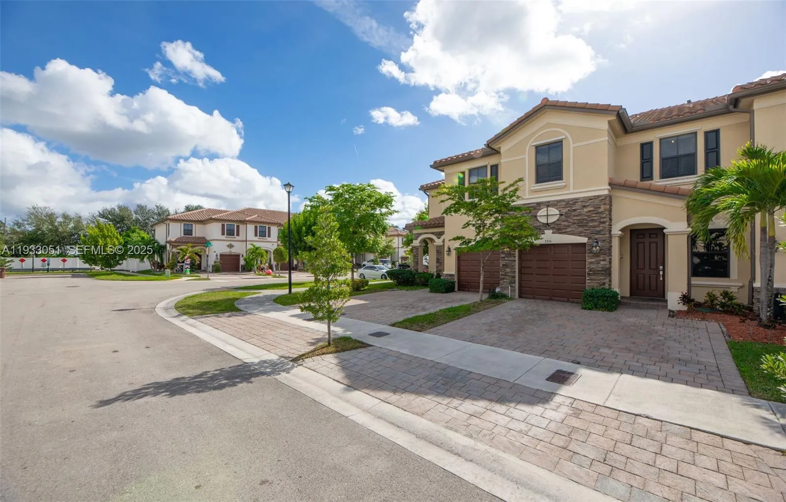 3316 W 91st Ter, Hialeah FL 33018