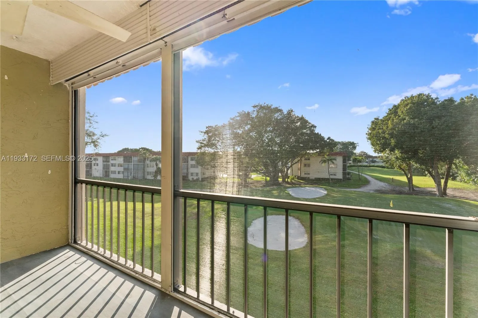 8901 S Hollybrook Blvd # 303, Pembroke Pines FL 33025