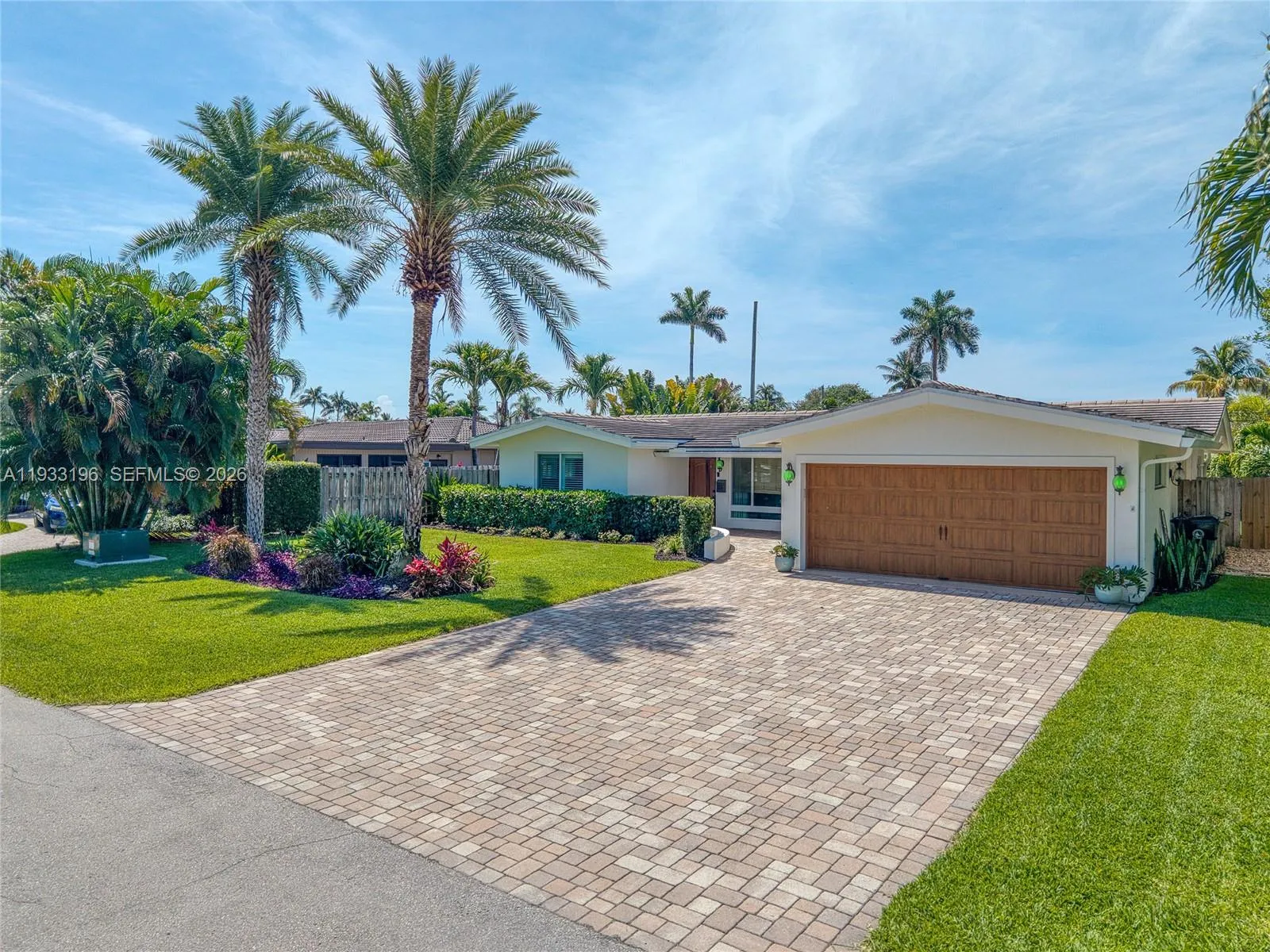 2832 NE 34th St, Lighthouse Point FL 33064