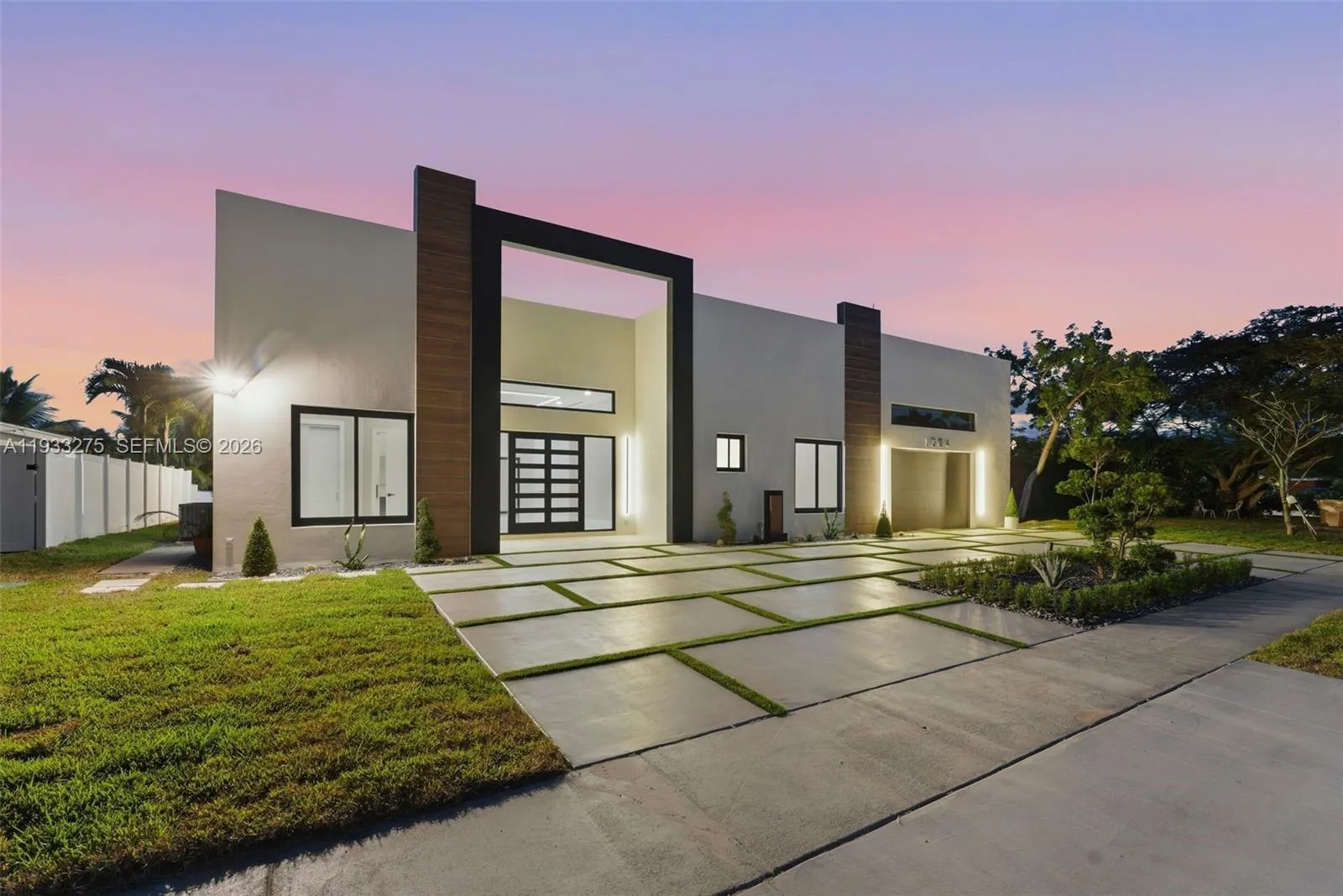 1304 SE 10th Ter, Deerfield Beach FL 33441
