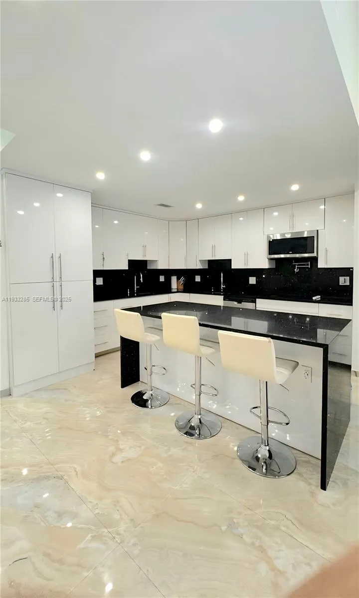 620 Briarwood Cir # 43, Hollywood FL 33024