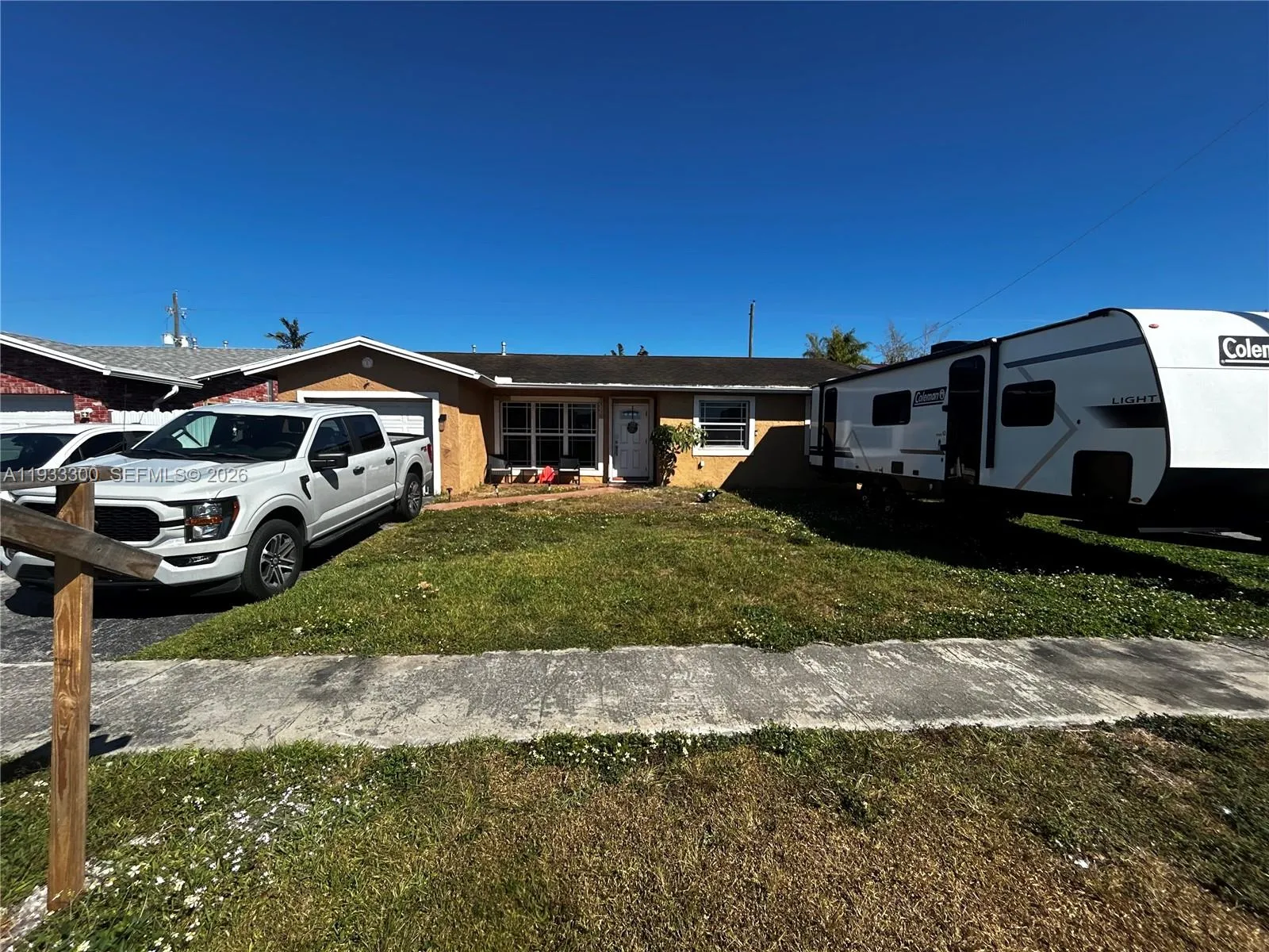 3 bedroom 3 bath for sale at 11751 NW 32nd Mnr, Sunrise FL 33323