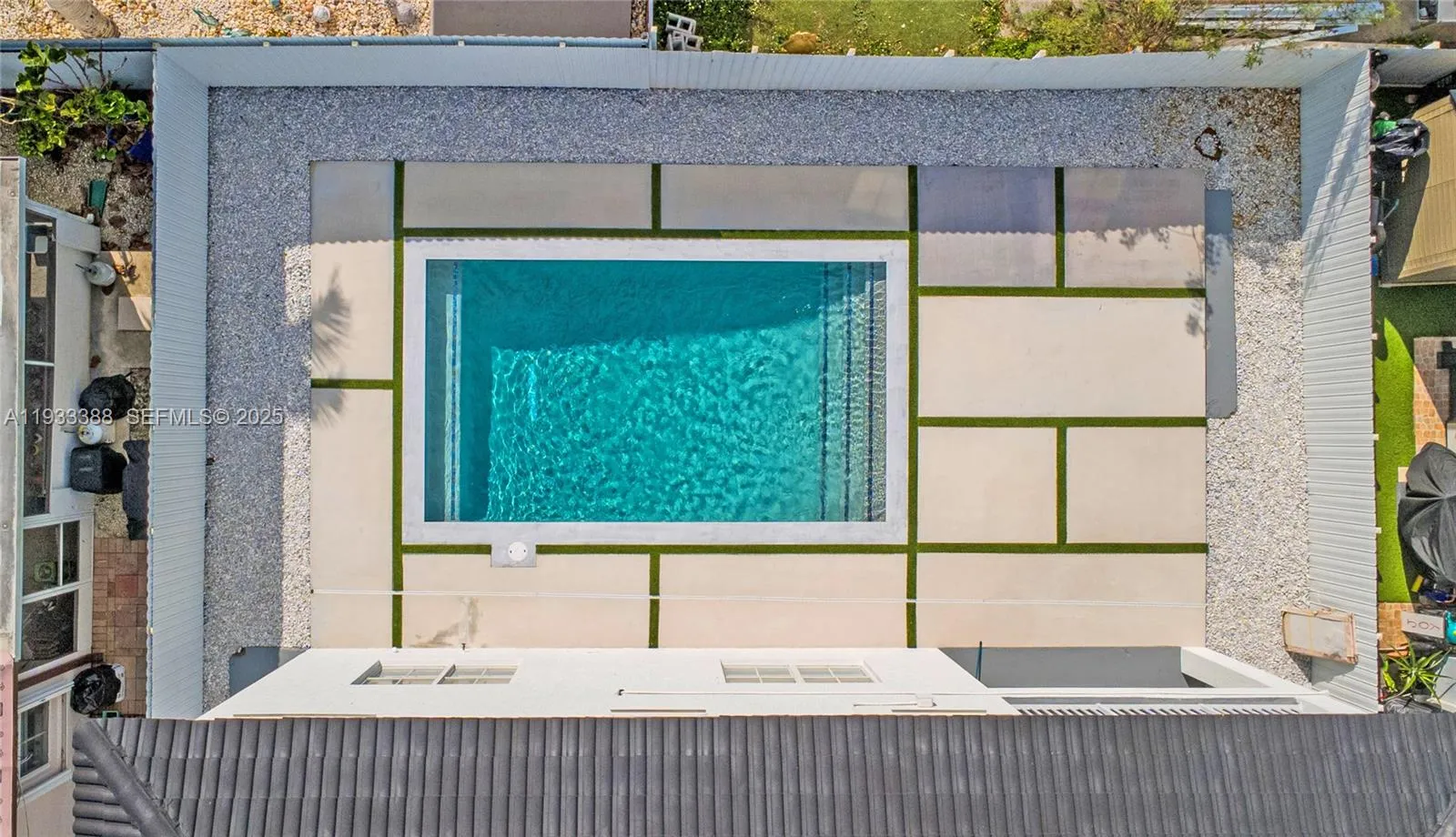 15486 SW 23rd Ln, Miami FL 33185