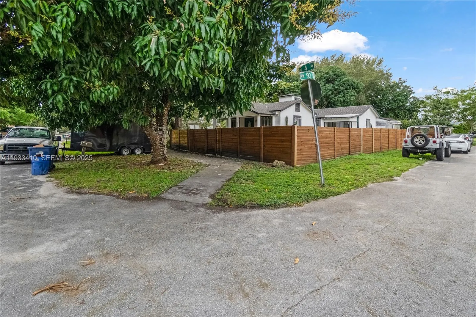 9210 NW 4th Ave, Miami FL 33150