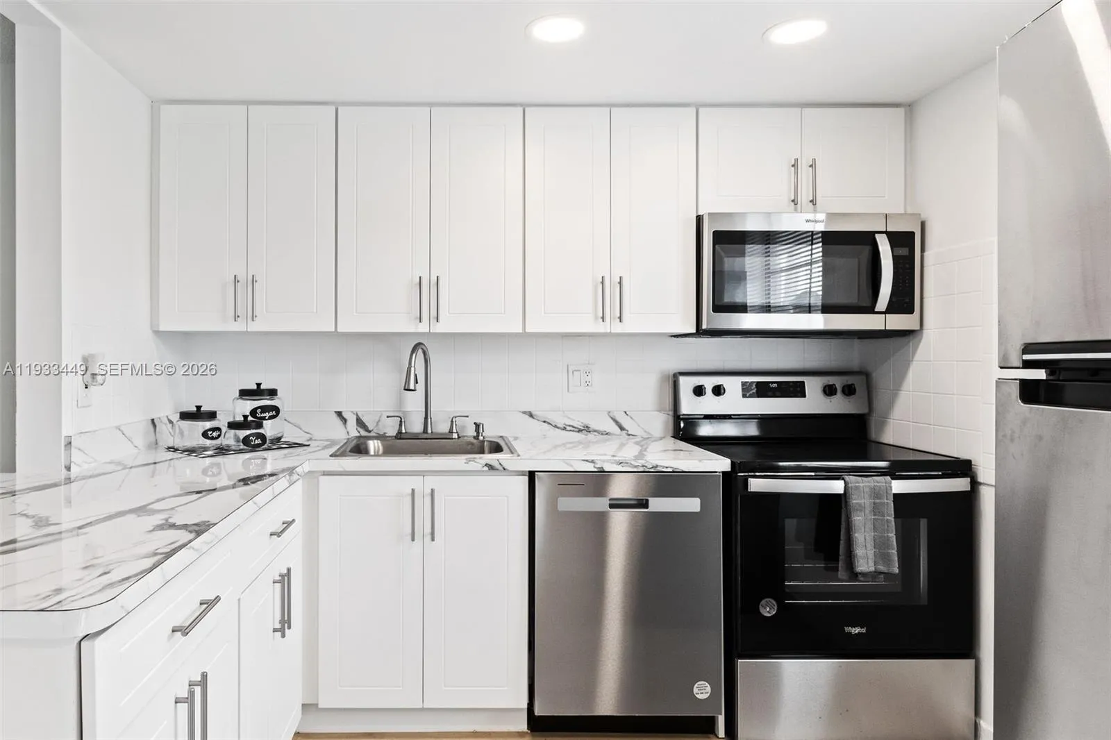 2 bedroom 2 bath for sale at 7605 NW 5th Pl # 103, Margate FL 33063