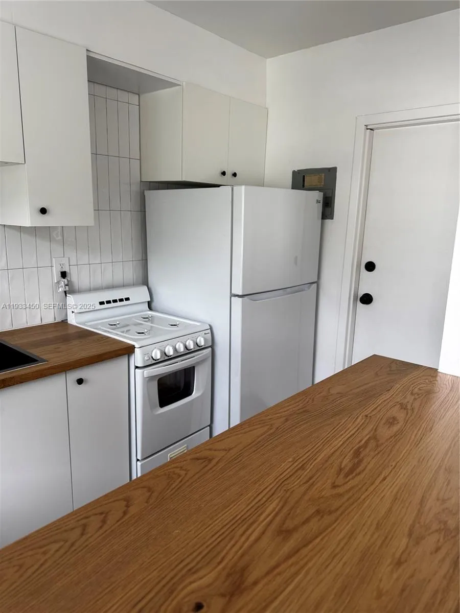 1 bedroom 1 bath for sale at 725 NE 91st St # 3D, Miami Shores FL 33138
