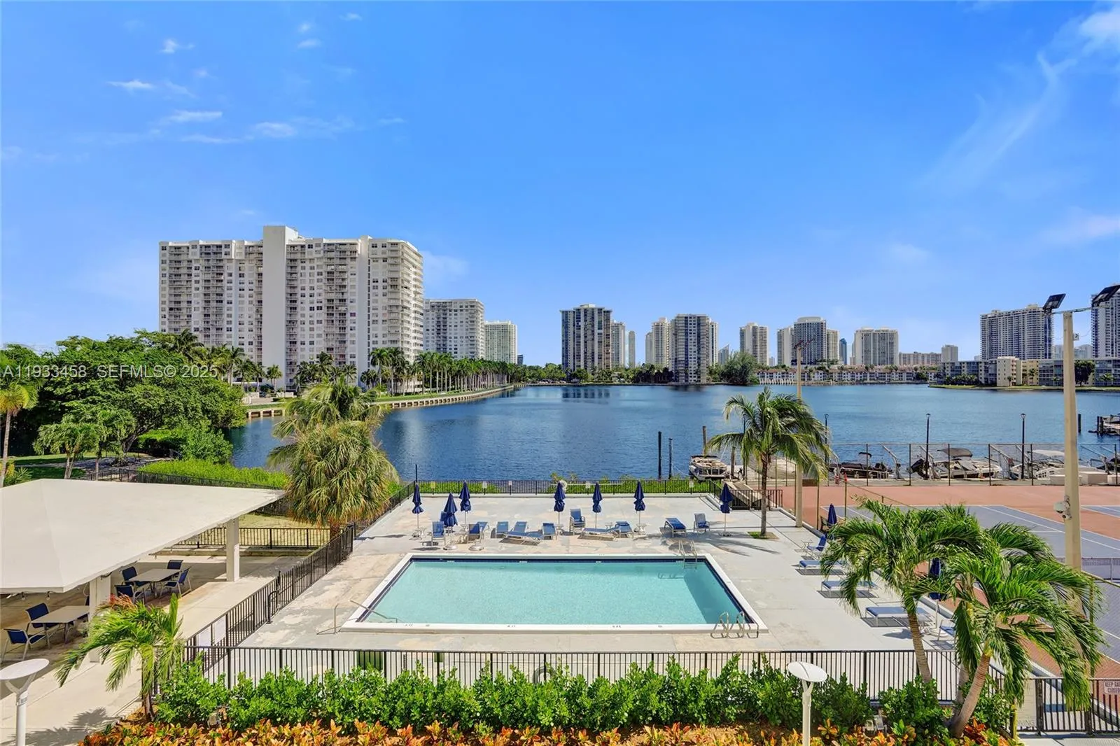 2750 NE 183rd St # 2412, Aventura FL 33160