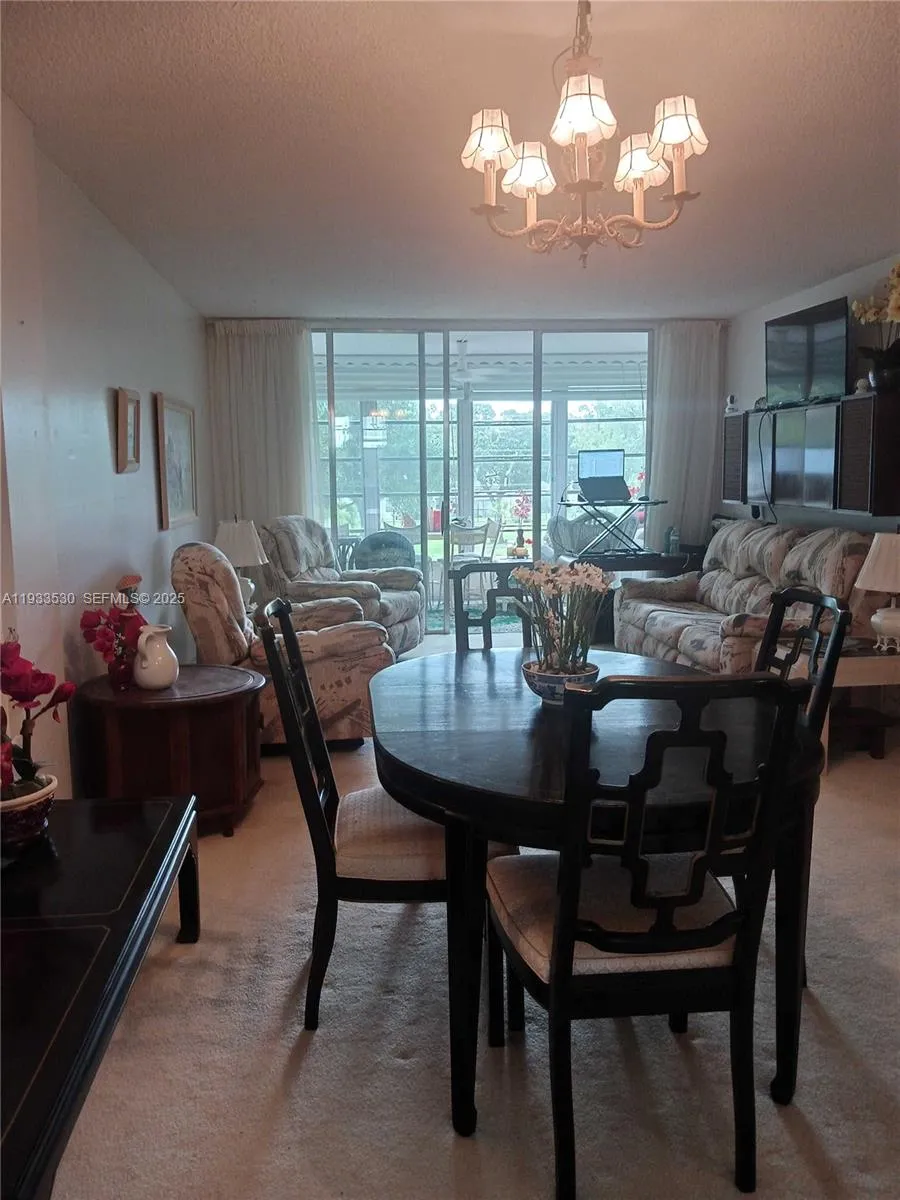 2901 NW 48th Ave # 367, Lauderdale Lakes FL 33313