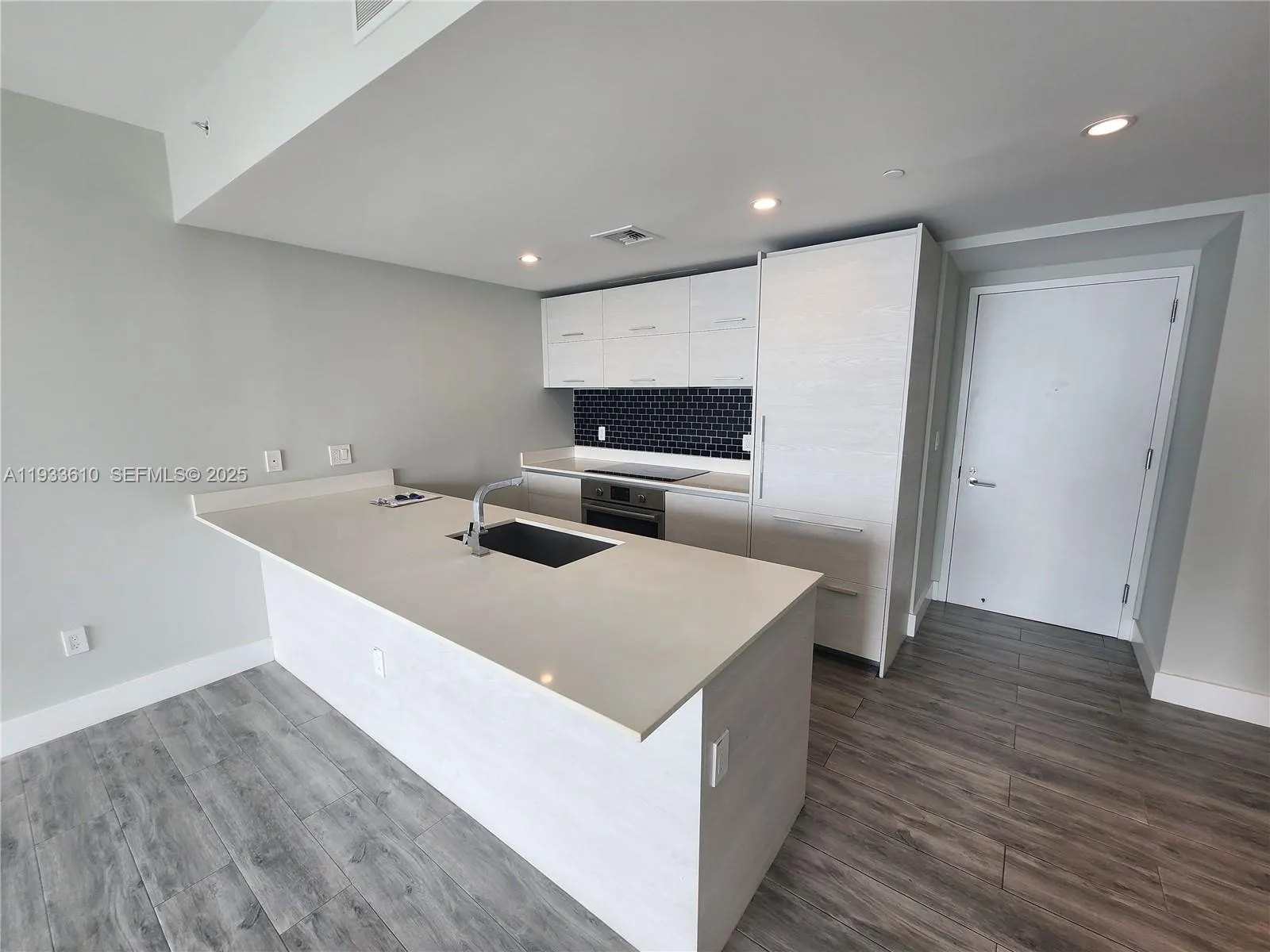1300 S Miami Ave # 3502, Miami FL 33130
