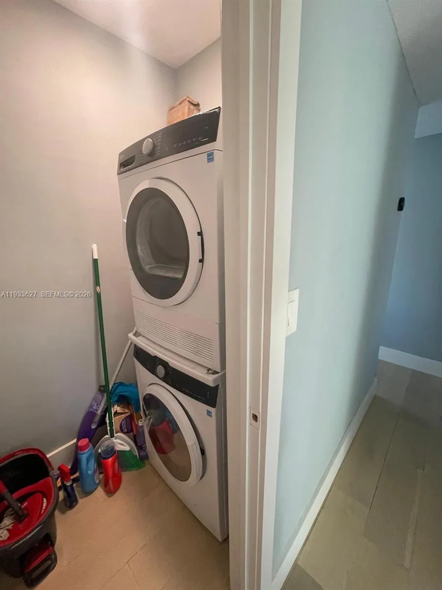 1235 Pennsylvania Ave # 4E, Miami Beach FL 33139