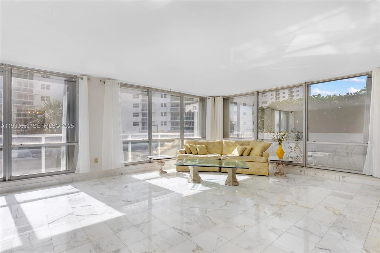 2751 S Ocean Dr # 208S, Hollywood FL 33019