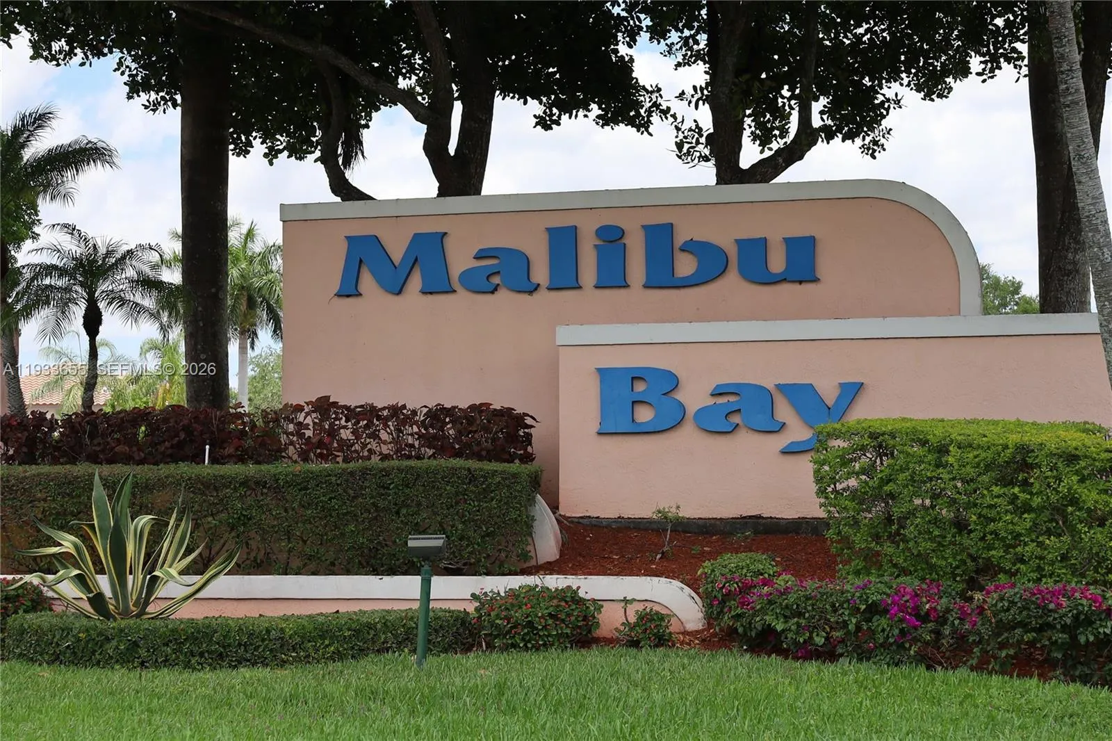 3 bedroom 2 bath for sale at 20816 NW 2nd St, Pembroke Pines FL 33029