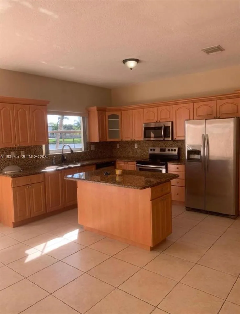 14964 SW 32nd Ter, Miami FL 33185