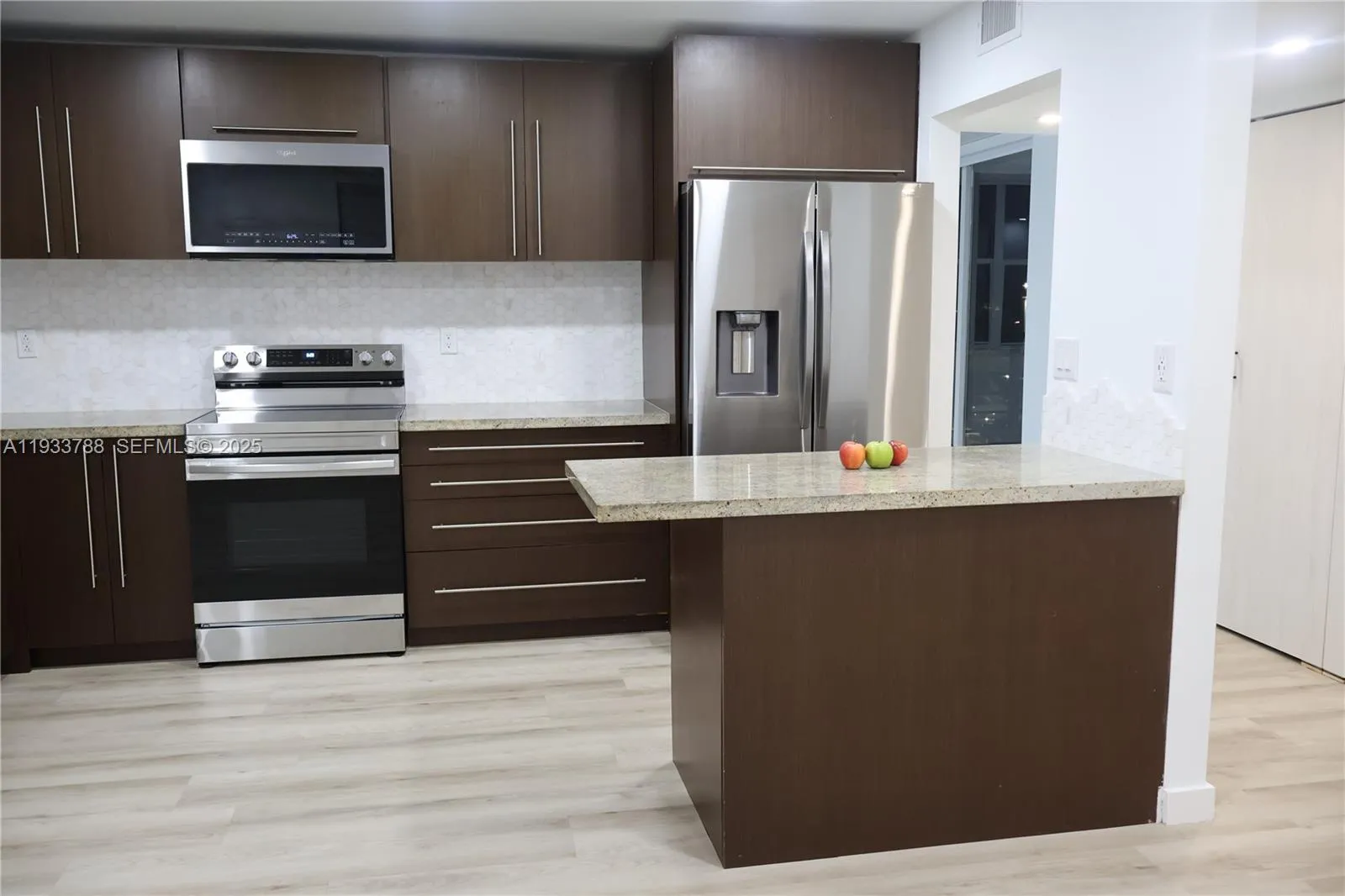 3 bedroom 2 bath for sale at 20441 NE 30th Ave # 9, Aventura FL 33180