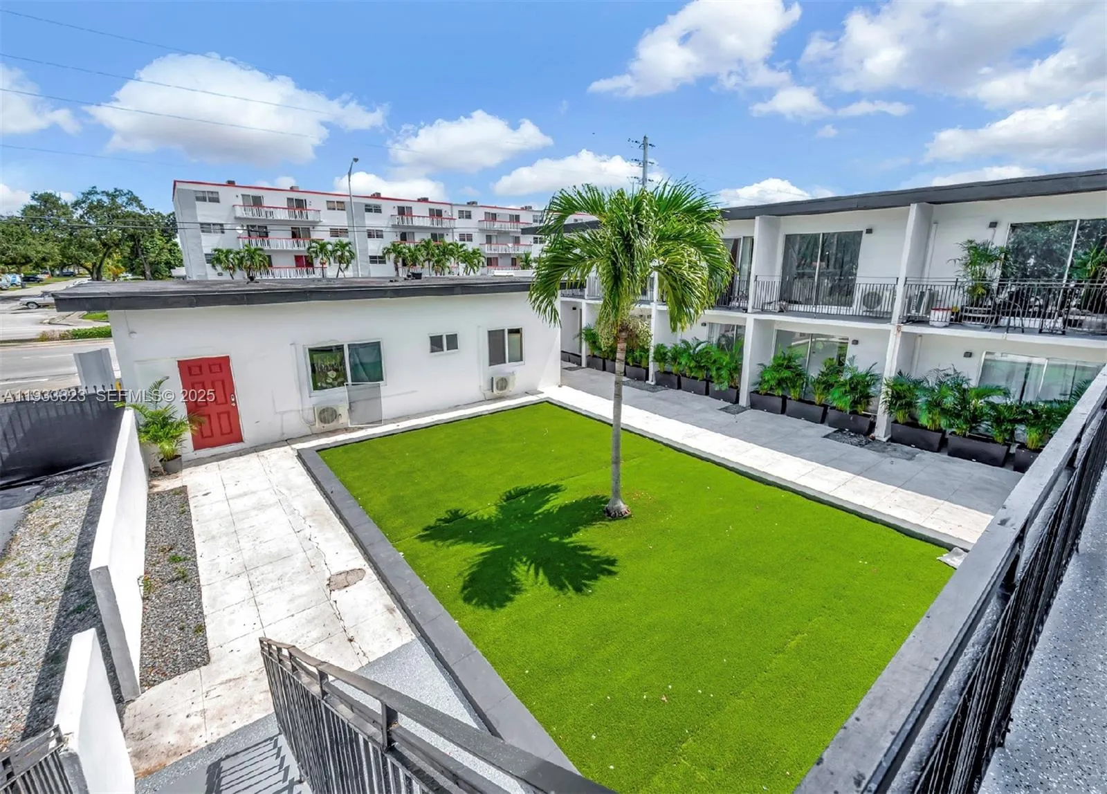14280 NE 6th Ave, North Miami FL 33161