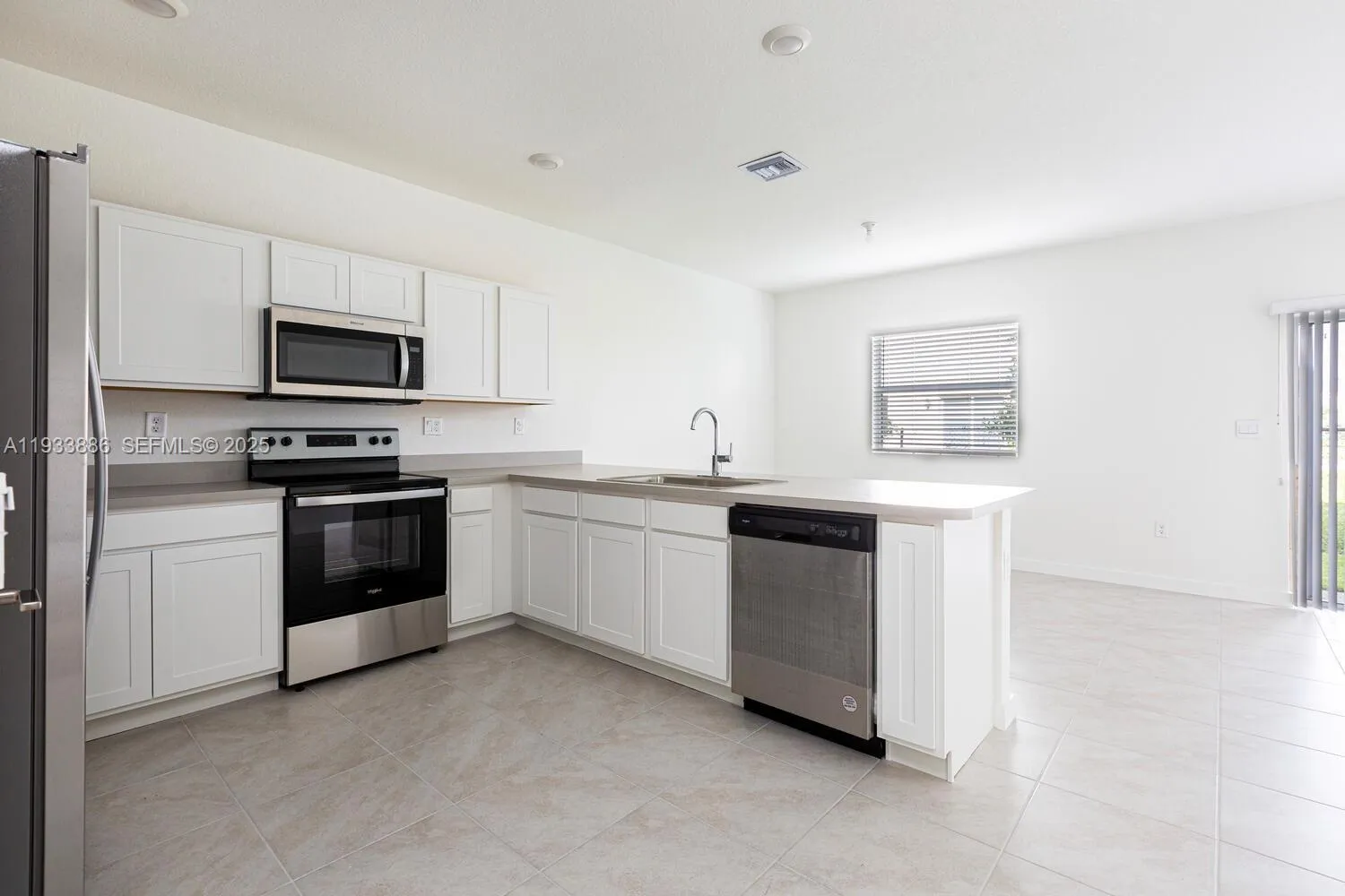 1780 SE 9th Ave, Homestead FL 33034
