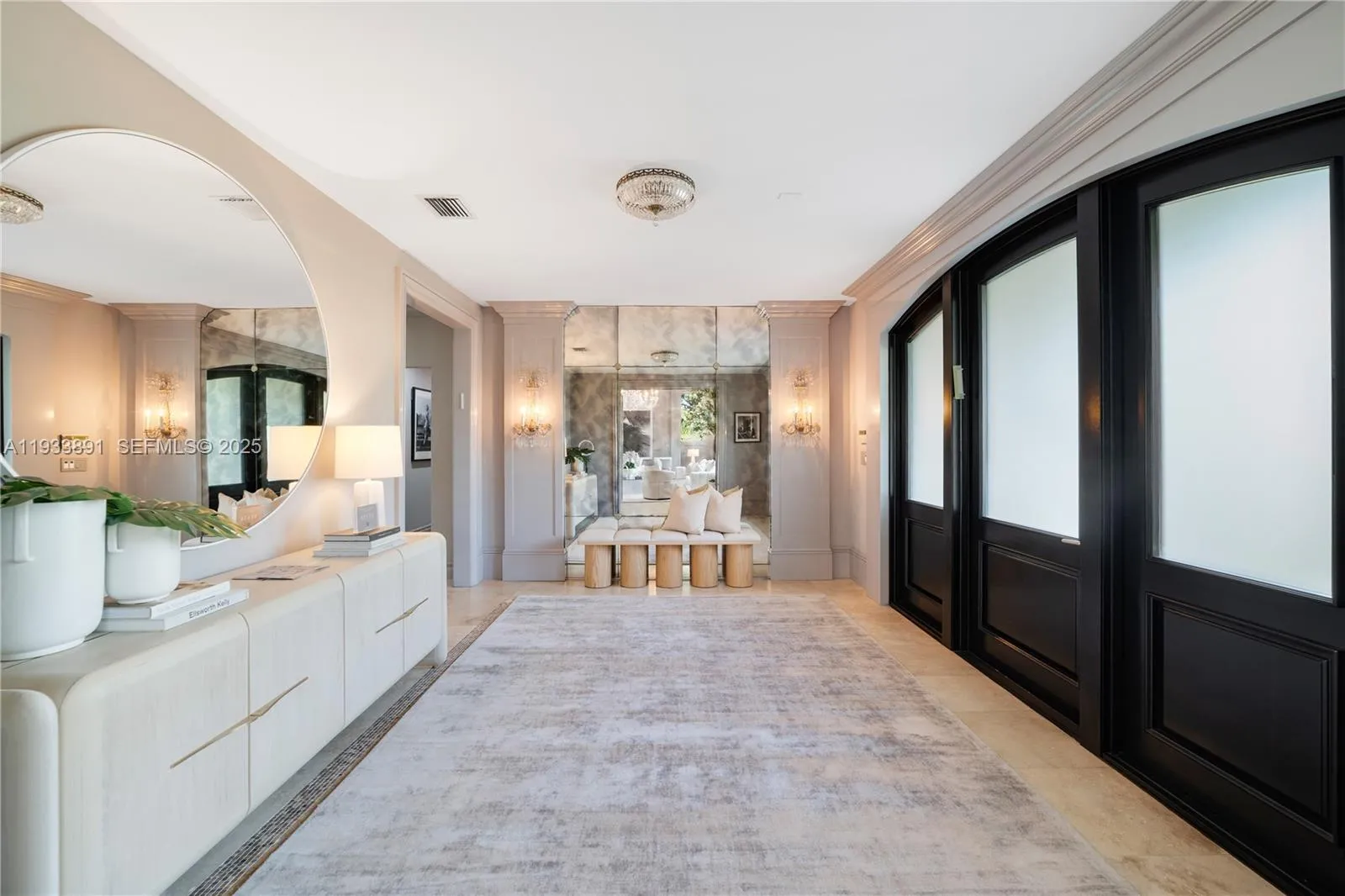 5077 N Bay Rd, Miami Beach FL 33140