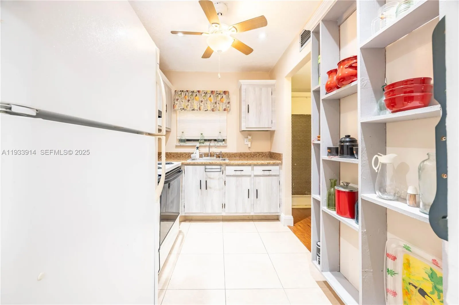 2811 N Pine Island Rd # 309, Sunrise FL 33322