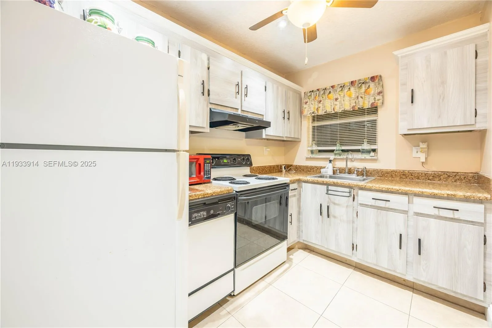 2811 N Pine Island Rd # 309, Sunrise FL 33322