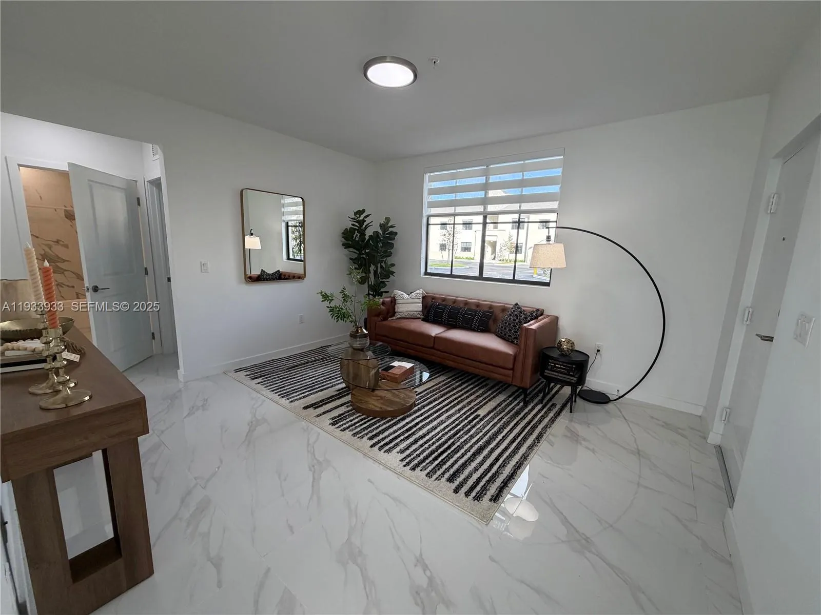 2308 E 4th ave # 208, Hialeah FL 33013