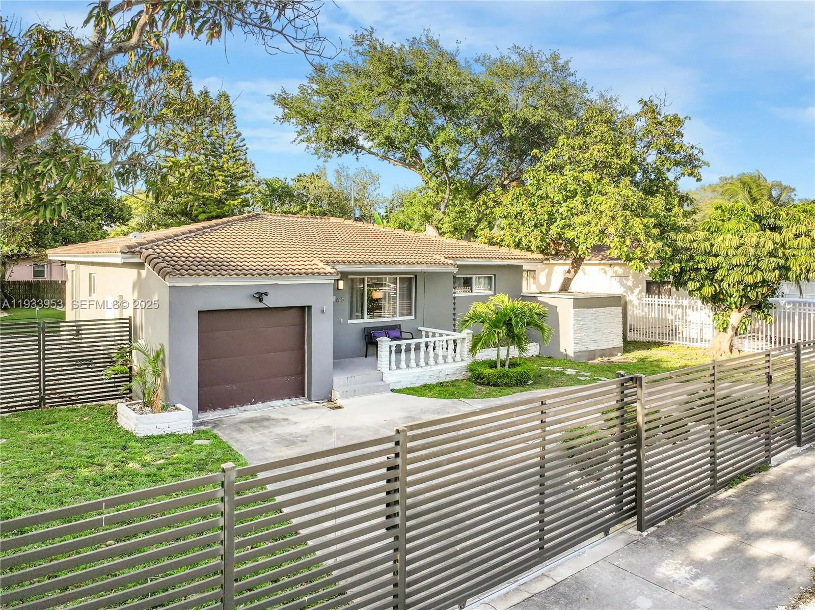 65 NW 116th St, Miami FL 33168