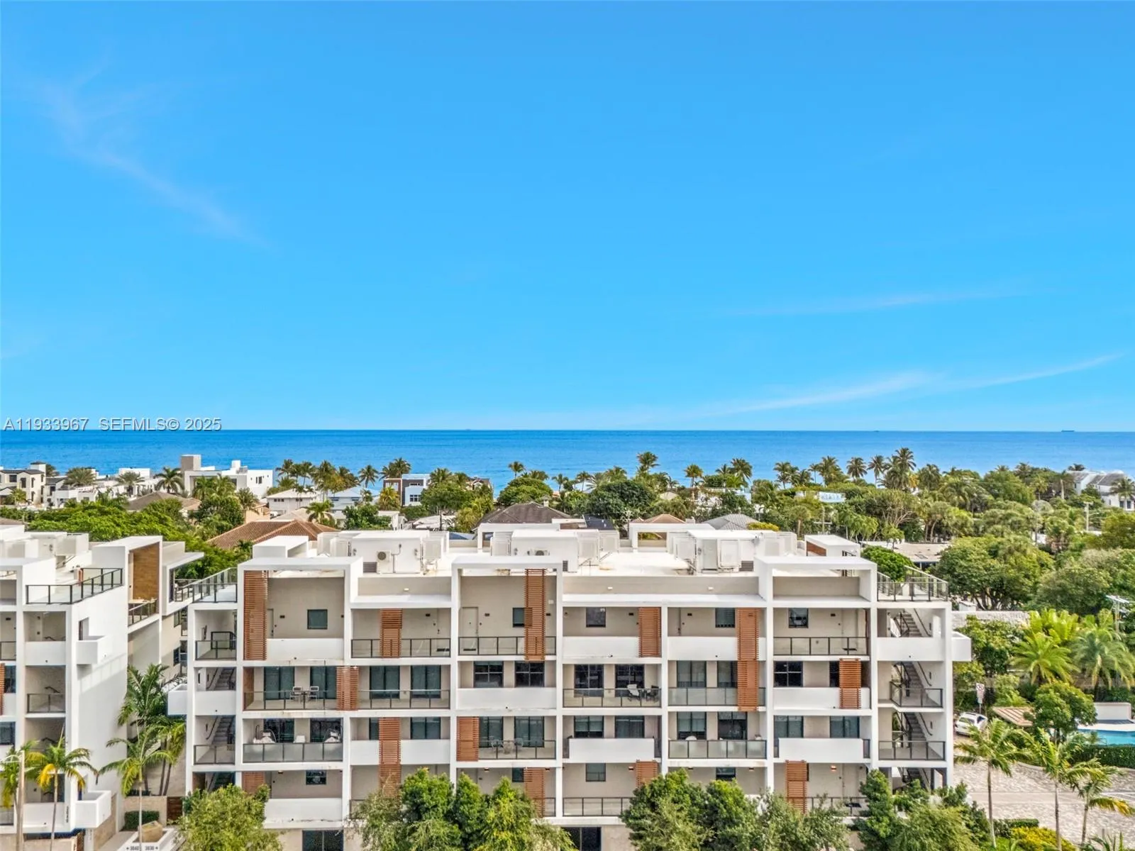 3030 N Ocean Blvd # S101, Fort Lauderdale FL 33308