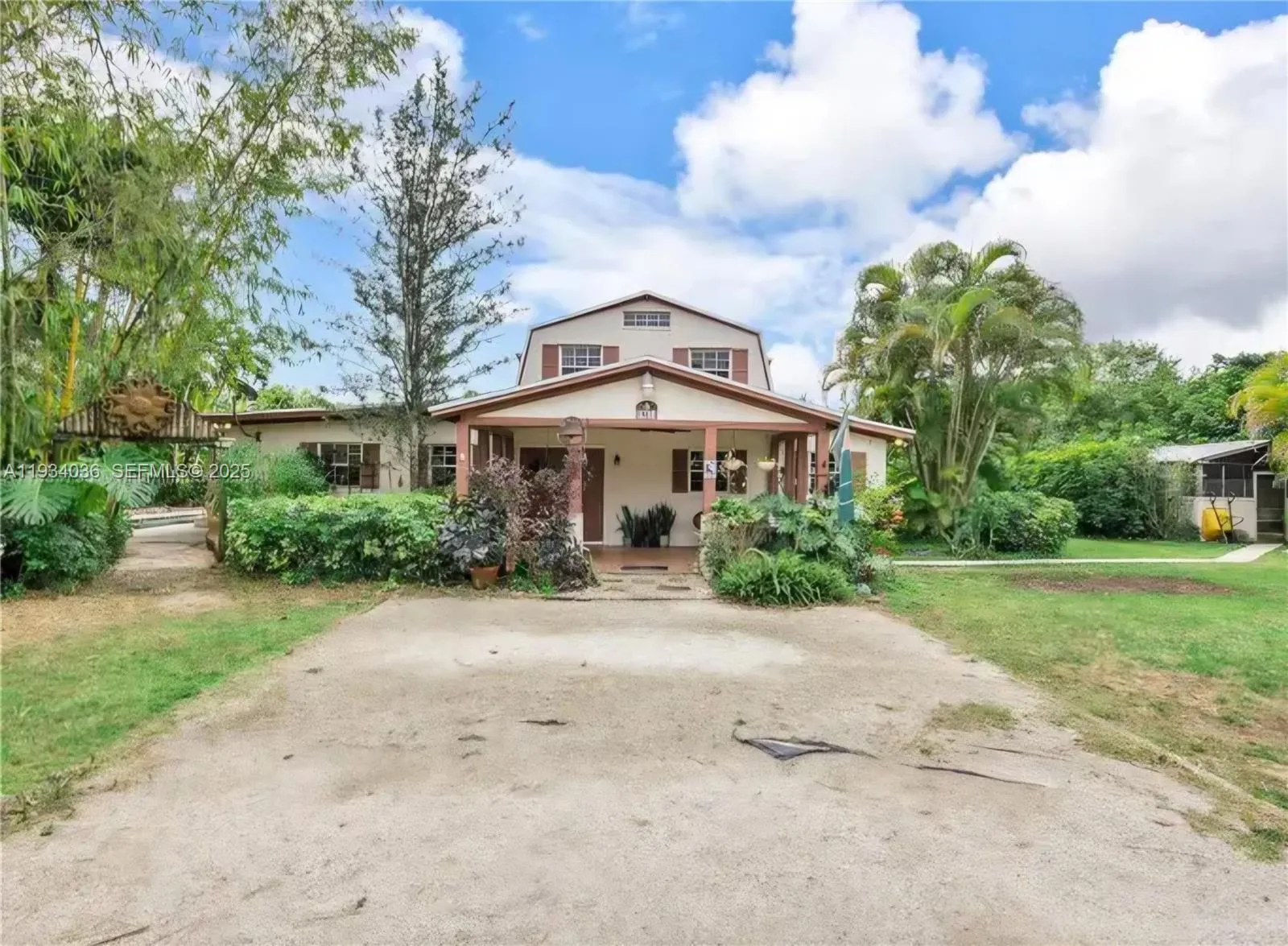 4 bedroom 3 bath for sale at 19810 SW 200th St, Miami FL 33187