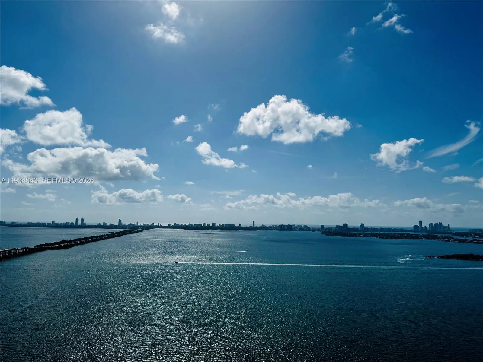 2 bedroom 3 bath for sale at 480 NE 31st St # 3404, Miami FL 33137