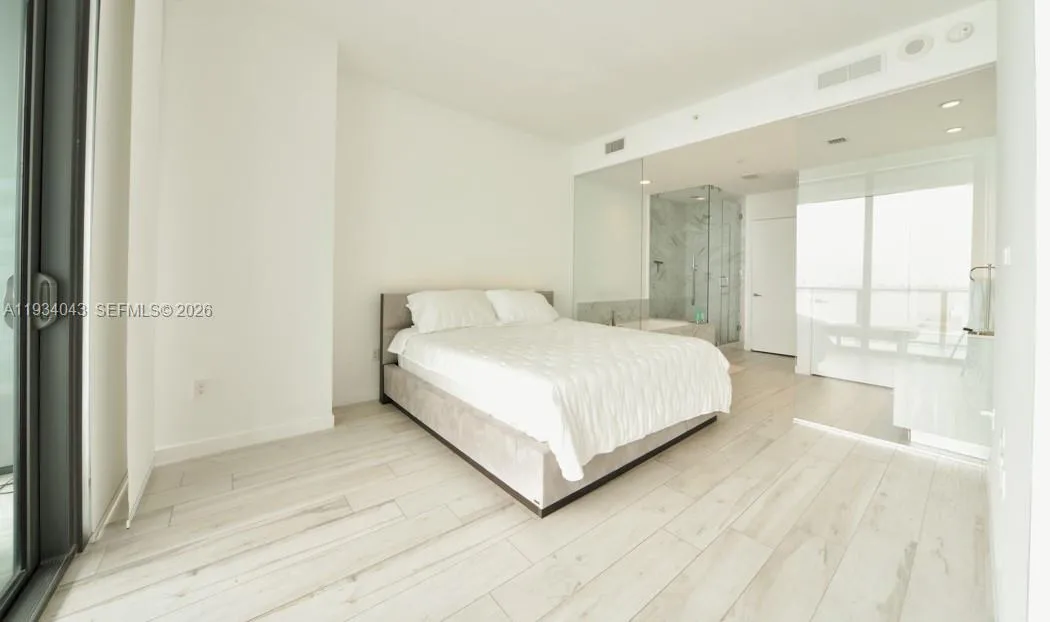 480 NE 31st St # 3404, Miami FL 33137