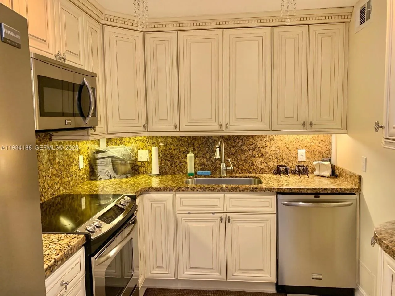 1985 S Ocean Dr # 3C, Hallandale Beach FL 33009