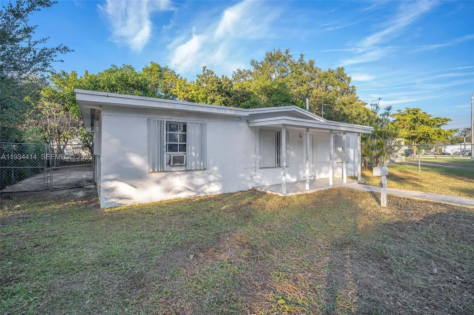 265 NW 135th, North Miami FL 33168