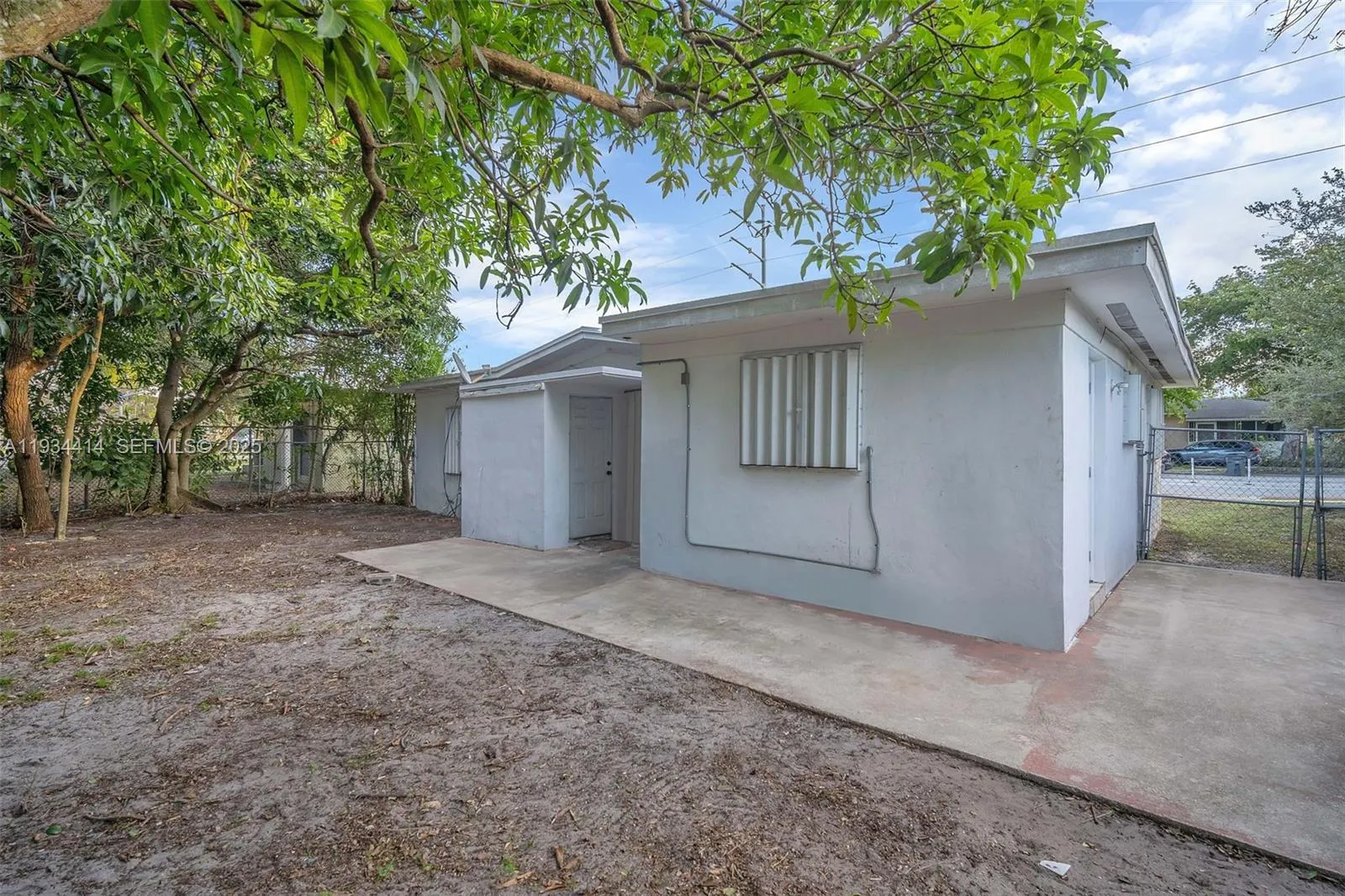 265 NW 135th, North Miami FL 33168