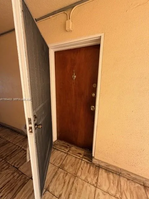 8990 SW 24th St # 215, Miami FL 33165