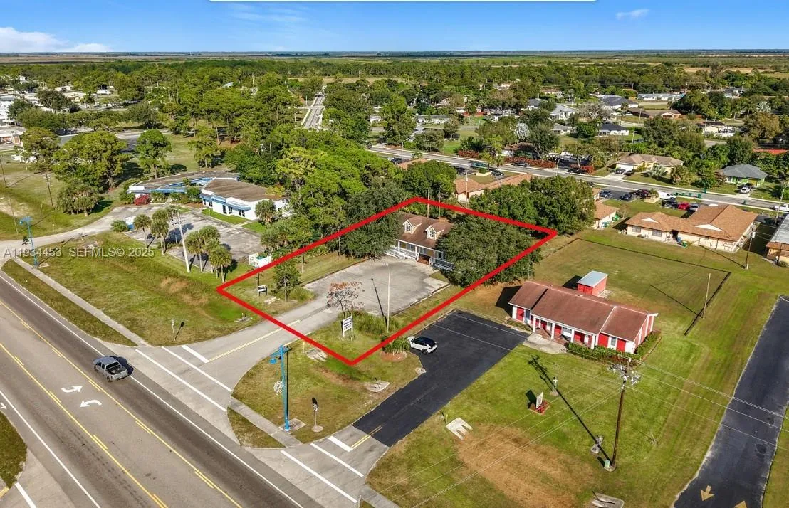 1312 N 15th St., Other City - In The State Of Florida FL 34142