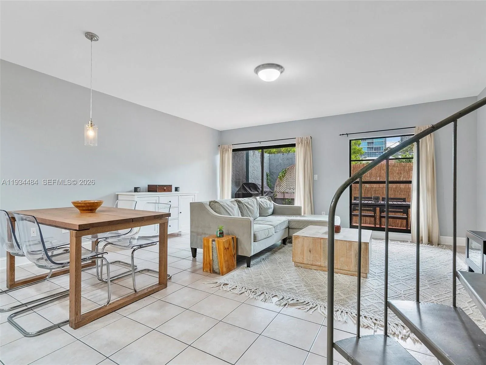 515 NE 38th St # 10, Miami FL 33137