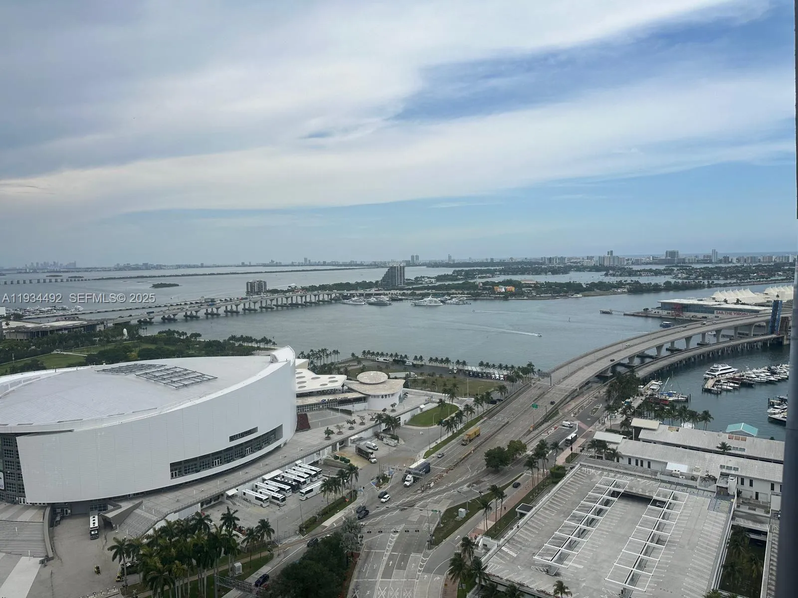 1 bath for sale at 398 NE 5th St # 3403, Miami FL 33132