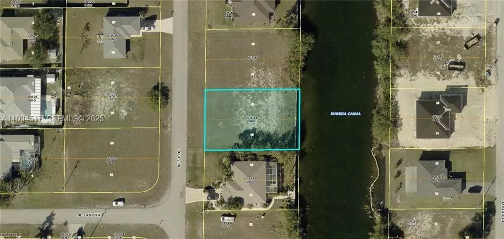 for sale at 2021 NE 5th Pl, Cape Coral FL 33909