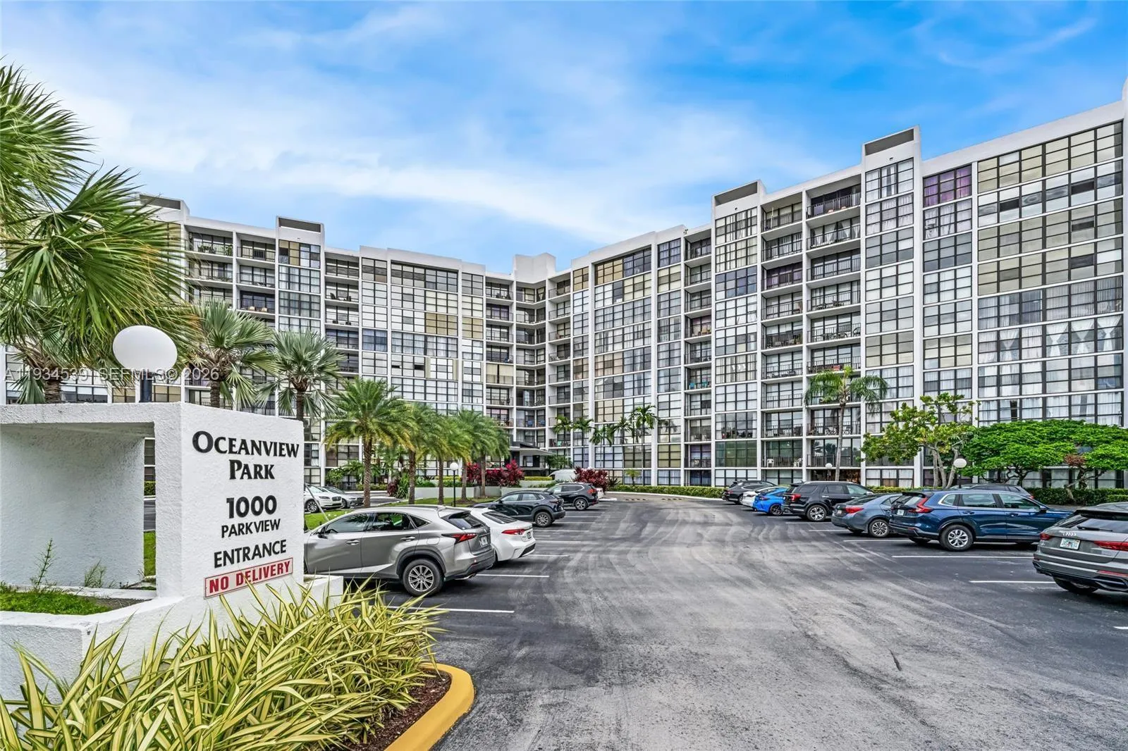 1000 Parkview Dr # 107, Hallandale Beach FL 33009
