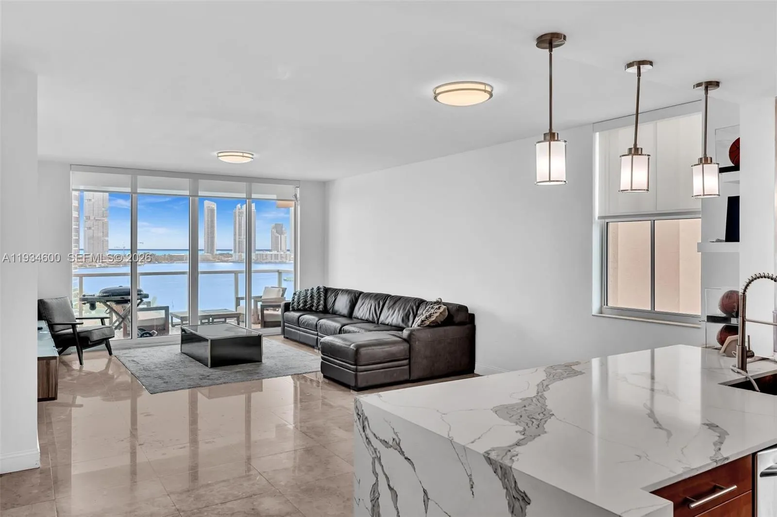 3340 NE 190th St # 1109, Aventura FL 33180