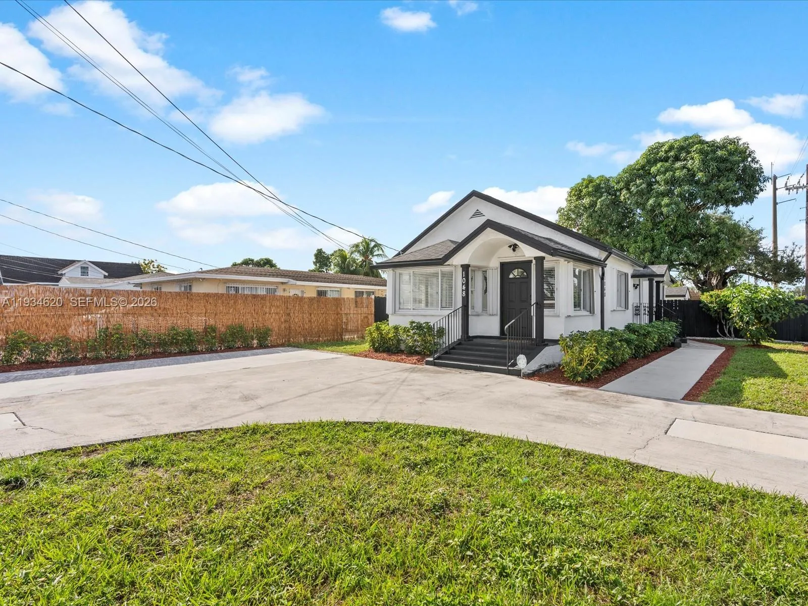 1048 NW 33rd Ave, Miami FL 33125