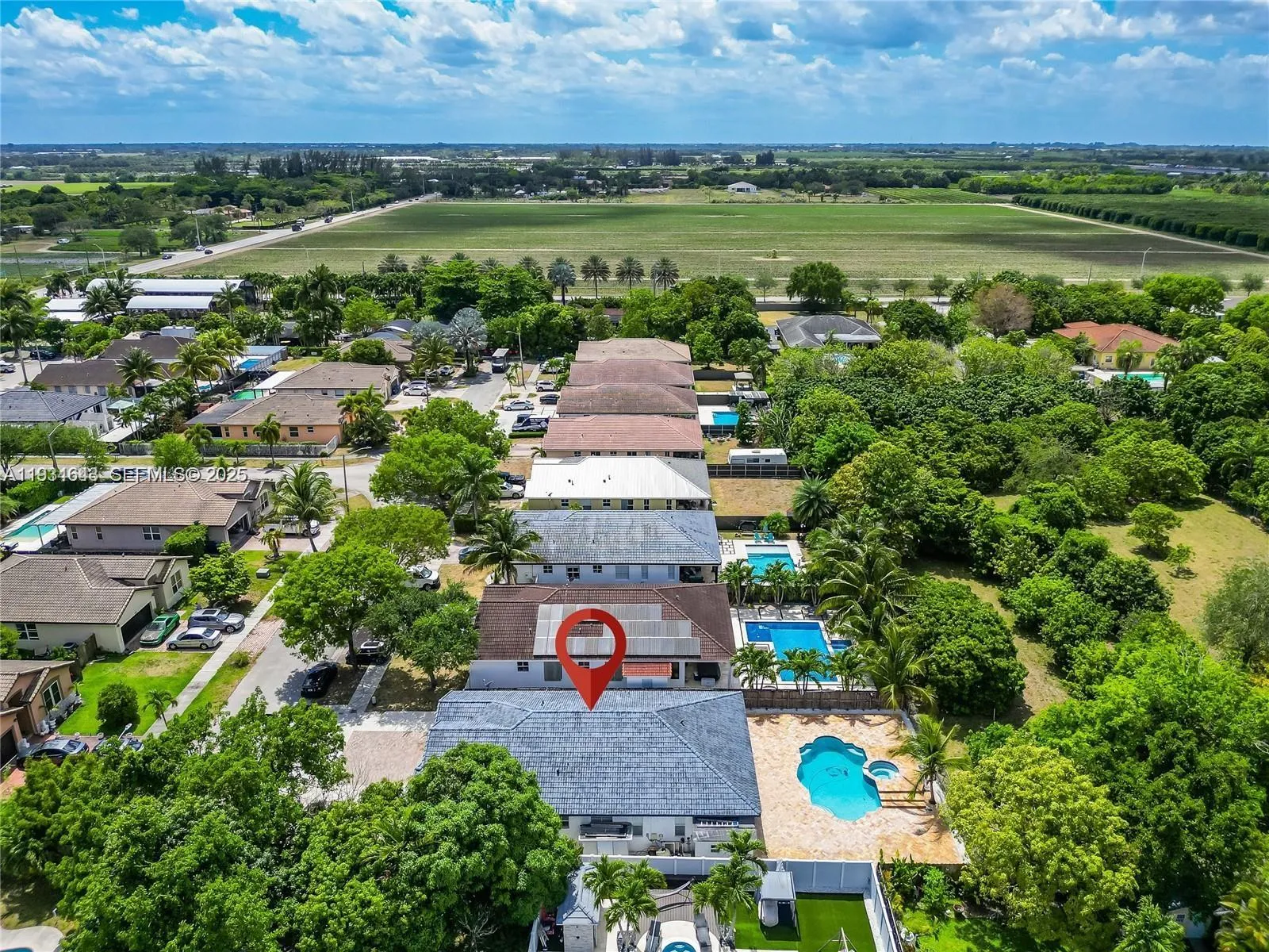 4 bedroom 3 bath for sale at 15519 SW 182nd Ln, Miami FL 33187