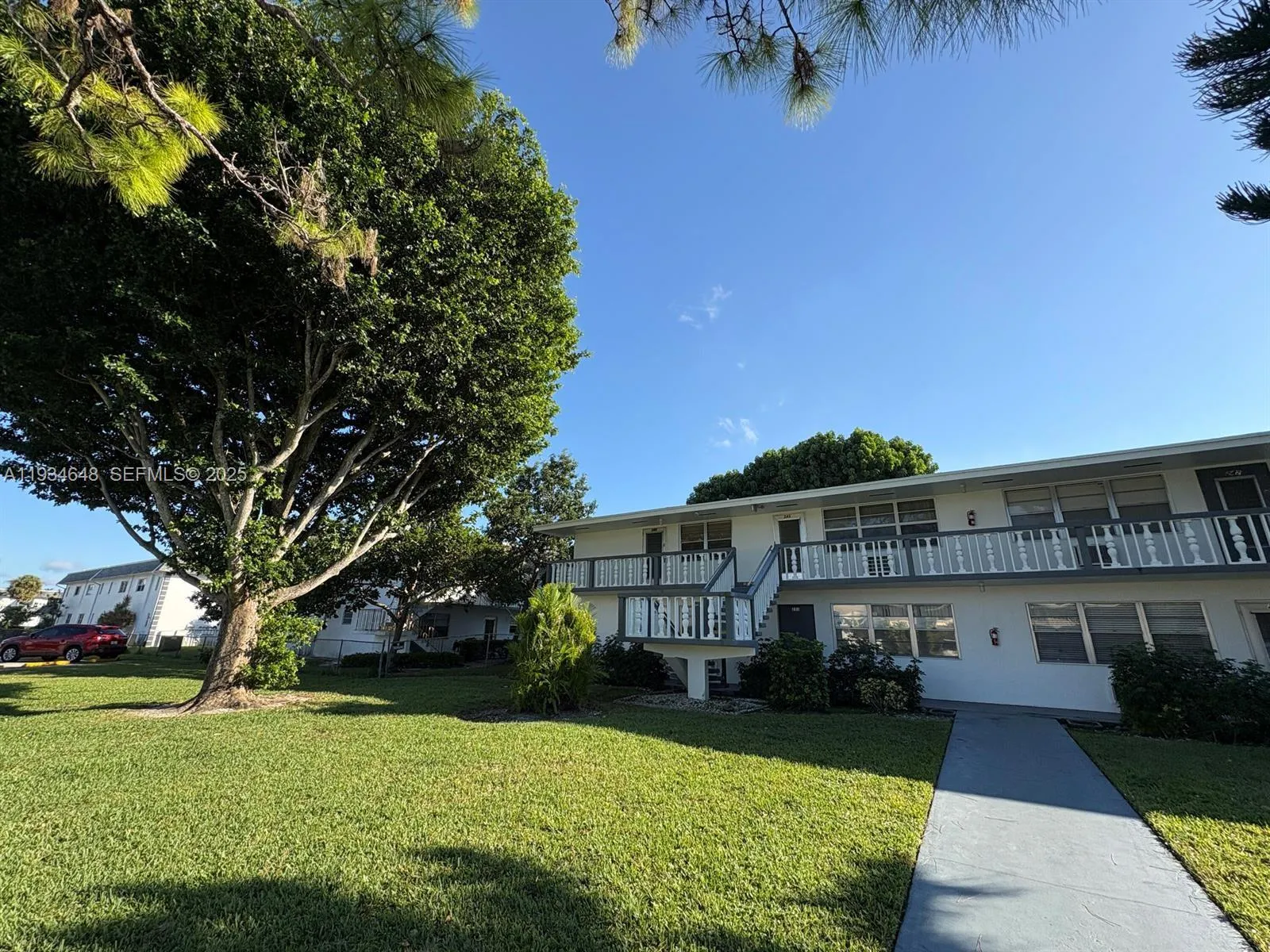 243 Sheffield J # 243, West Palm Beach FL 33417