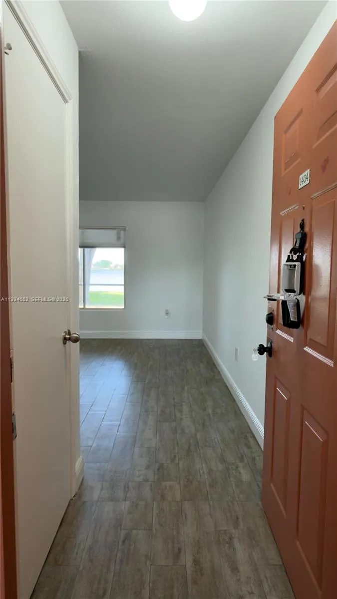 2445 NW 33rd St # 1404, Oakland Park FL 33309