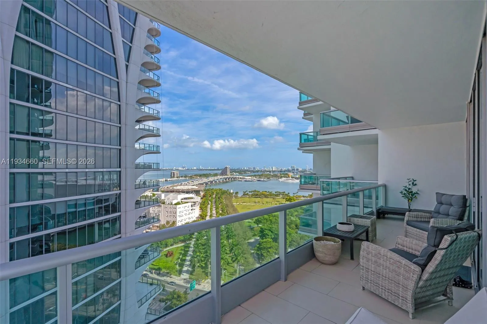 2 bedroom 2 bath for sale at 900 Biscayne Blvd # 2312, Miami FL 33132