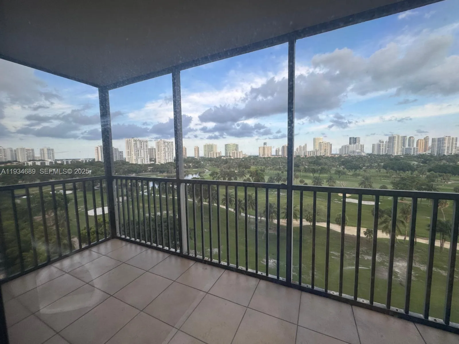 20335 W Country Club Dr # 1105, Aventura FL 33180