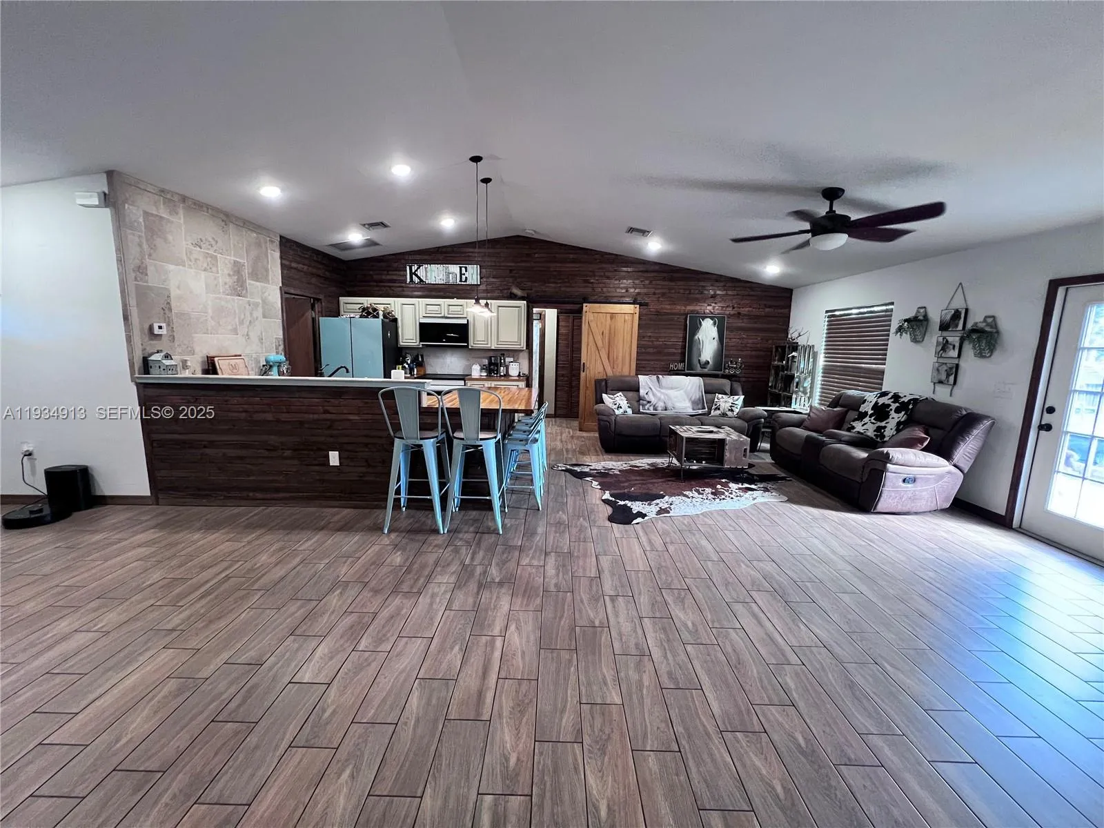 5005 Pinetree Circle, La Belle FL 33935